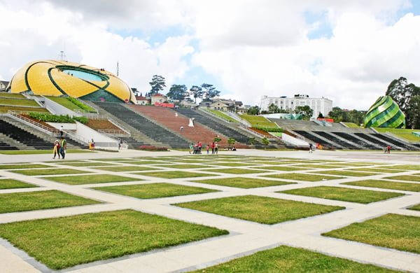 Quảng trường Lâm Viên - điểm hút khách du lịch Đà Lạt