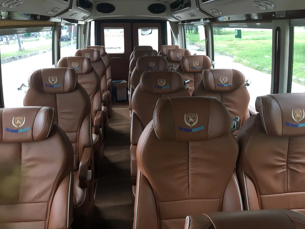 thue xe limousine cao cấp