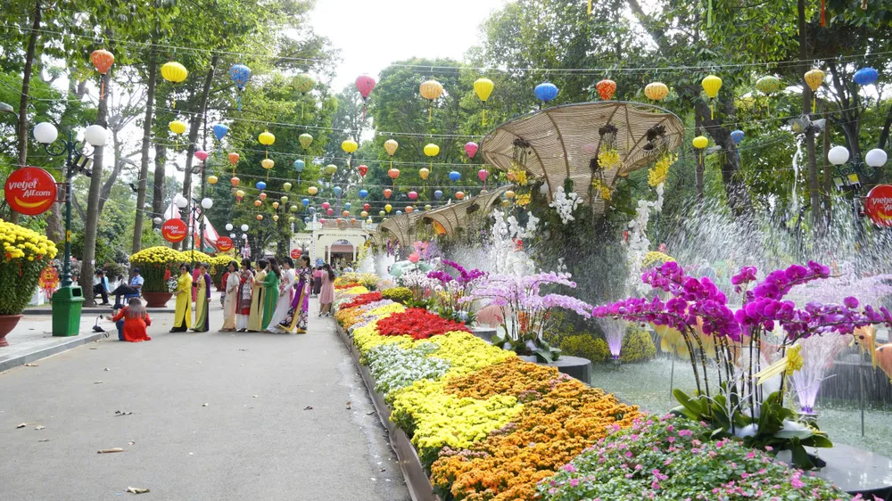 Sài Gòn đi chơi Tết ở đâu 2026