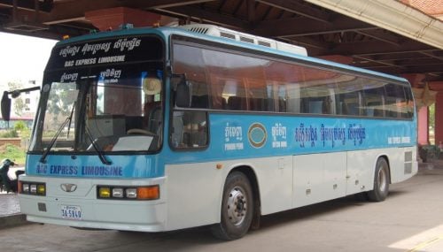 Xe Limousine Sài Gòn đi Campuchia tết 2026